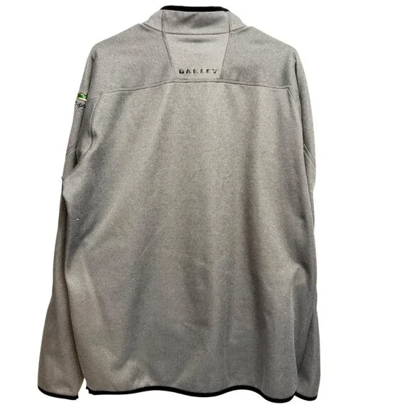 Oakley 1/4 Zip Pullover - Gray - XL - Coeur D Alene Golf Resort - Picture 2 of 12
